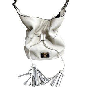 DKNY White Leather Drawstring Shoulder Bag With Tassels